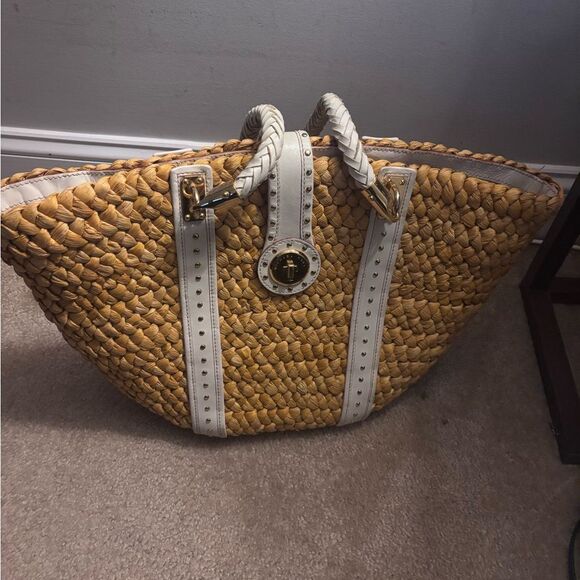 Michael Kors Santorini Straw Bag Tan and White Woven Shoulder Bag - Picture 1 of 1